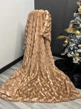 Load image into Gallery viewer, Double Sided Fawn Frosted Cora
